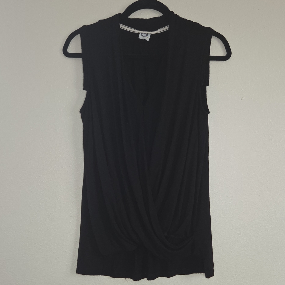 Anthropologie Akemi + Kin Sleeveless Black Draped Twist Front Blouse